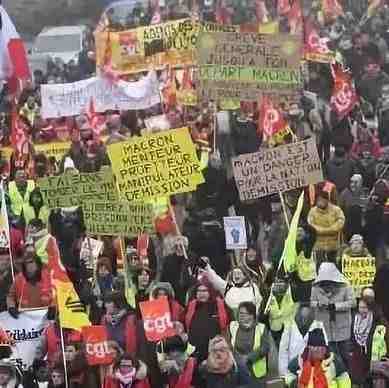 法国罢工再次上演！80万人示威，交通系统全面瘫痪！